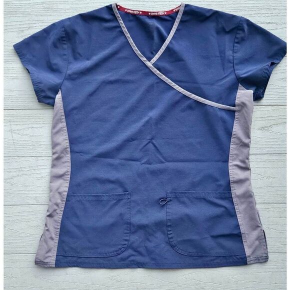 DIVINE STRETCH v neck scrub top preloved medium - Picture 11 of 11
